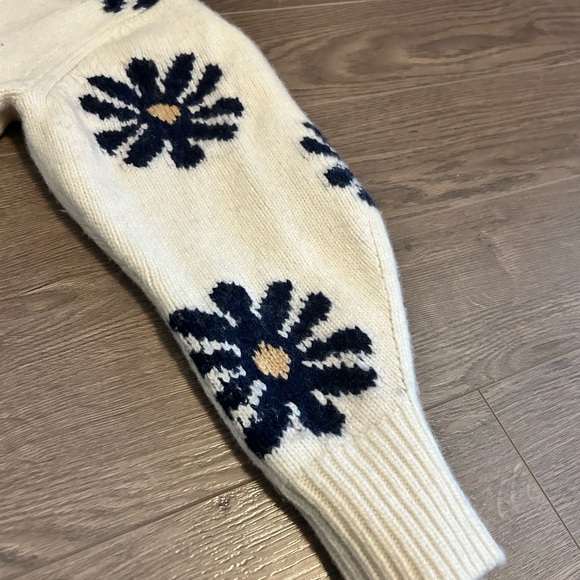Sandro Cream and Navy Floral Intarsia Sweater - Picture 7 of 13
